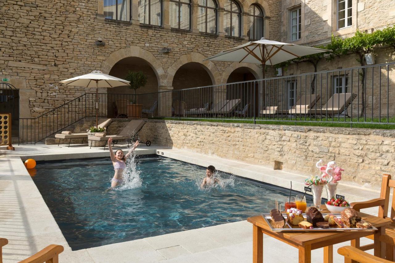 Hotel Airelles Gordes, La Bastide Esterno foto